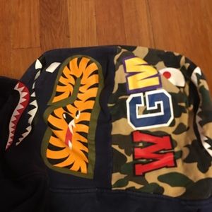 BAPE